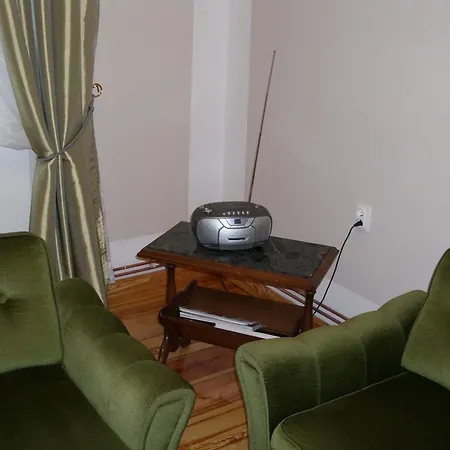 Irene * بوزنان